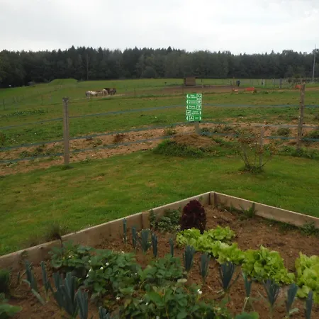 Le Clos Du Bannet Feriehus Givonne