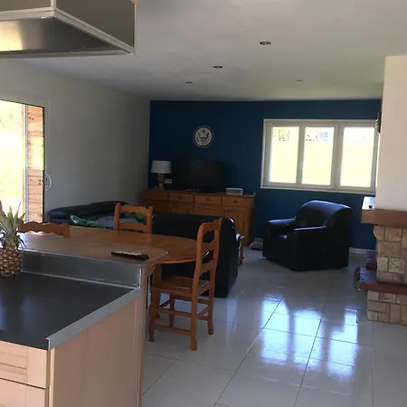 Le Clos Du Bannet Feriehus Givonne