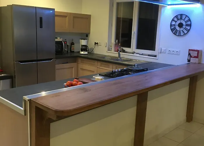 Le Clos Du Bannet Feriehus Givonne